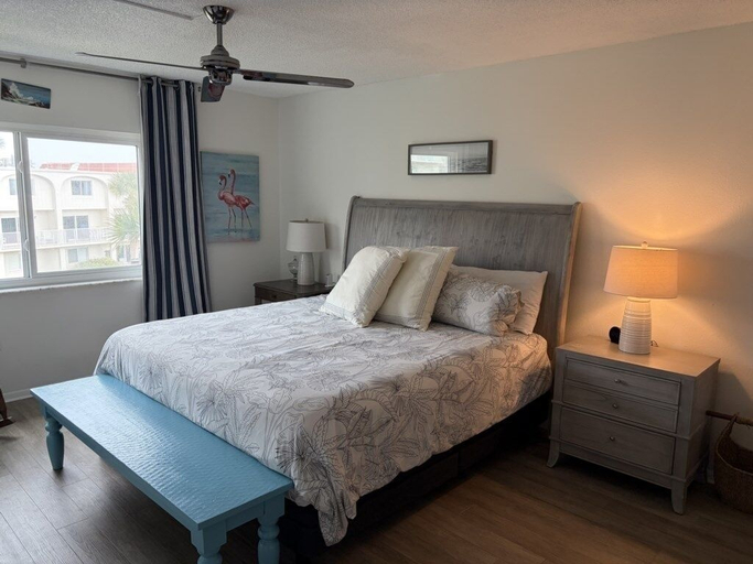 Bedroom 3, Spanish Trace 240 2 Bedroom Condo by RedAwning, Saint Johns