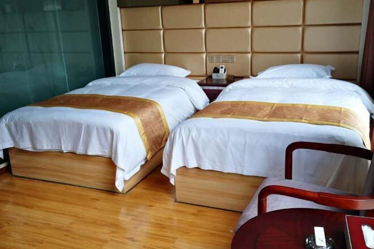 Bedroom 3, Xuangui Hotel, Qiannan Buyei and Miao