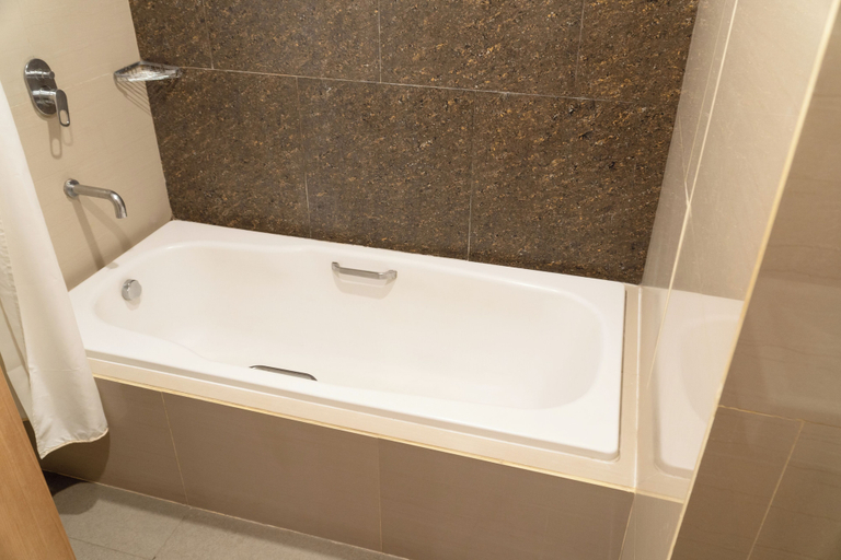 Bathroom 4, Metland Hotel Cirebon, Cirebon