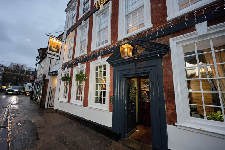 Exterior & Views 2, The White Hart, Central Bedfordshire