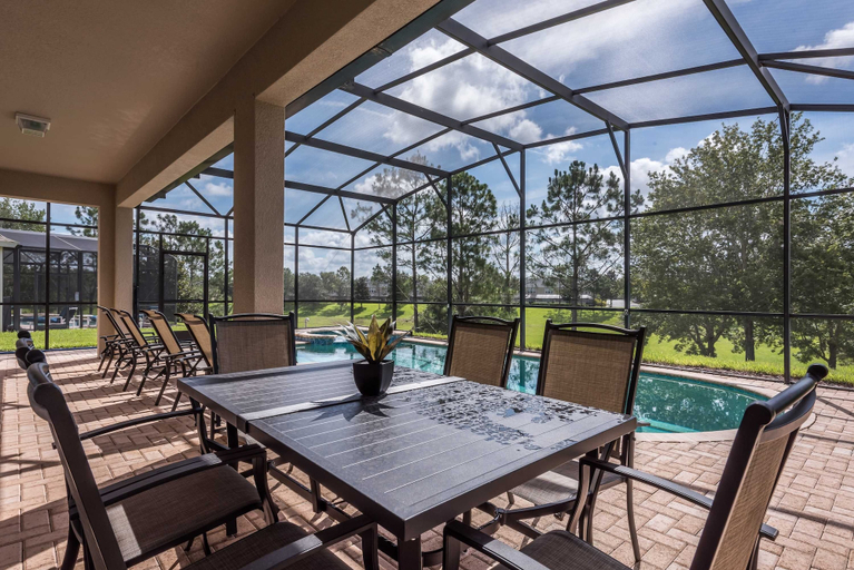 Food & Drinks 5, No Rear Neighbor 6BR Private Pool/spa Near Disney, Osceola