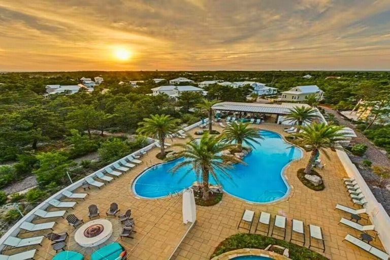 Sport & Beauty 4, Gulf Coast Getaway 2 Bedroom Home by RedAwning, Walton