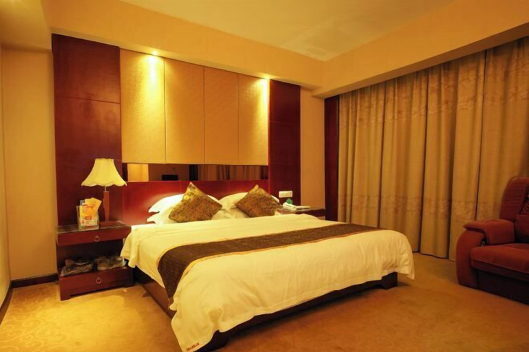 Bedroom 2, Rongshui Miaoshan International Hotel, Liuzhou