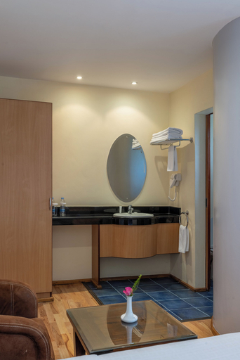 Bathroom 5, Best Western Nairobi Upper Hill, Dagoretti North