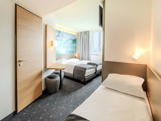 Bedroom 3, B&B HOTEL Offenburg-Hbf, Ortenaukreis