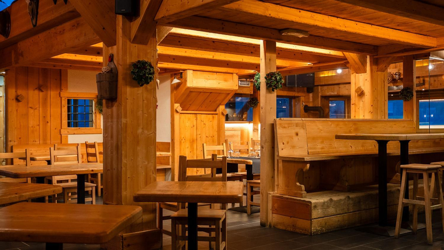 Food & Drinks 4, Chalet 1400 Nuova Gestione, Cuneo