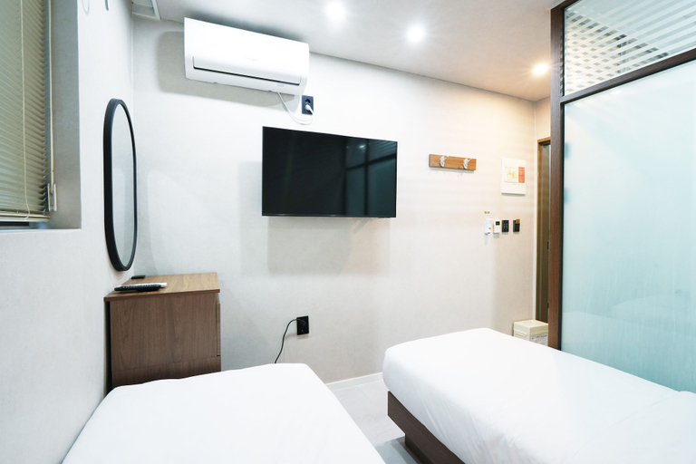 Bedroom 4, ZIYOLK Seoul Station, Jung