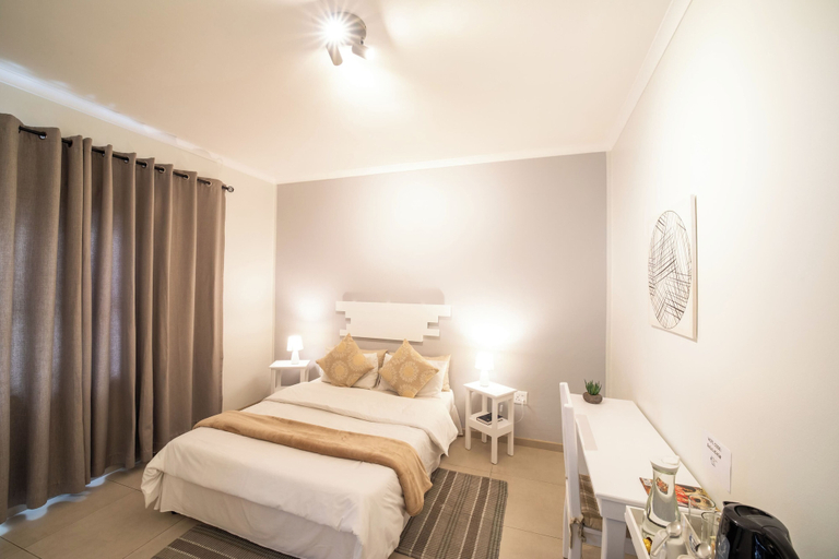 Bedroom 2, Bella Luna B&B, Walvisbay Rural