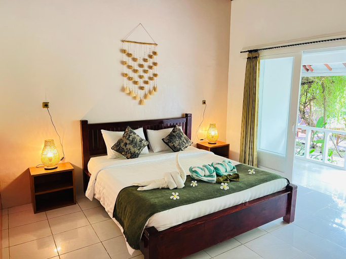 Bedroom 2, Gilibong Bungalows, Lombok