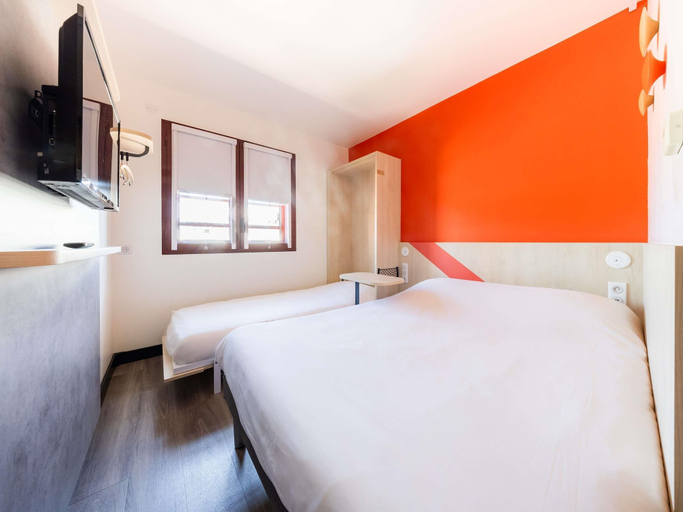 Bedroom 3, Ibis Budget Perpignan Centre, Pyrénées-Orientales