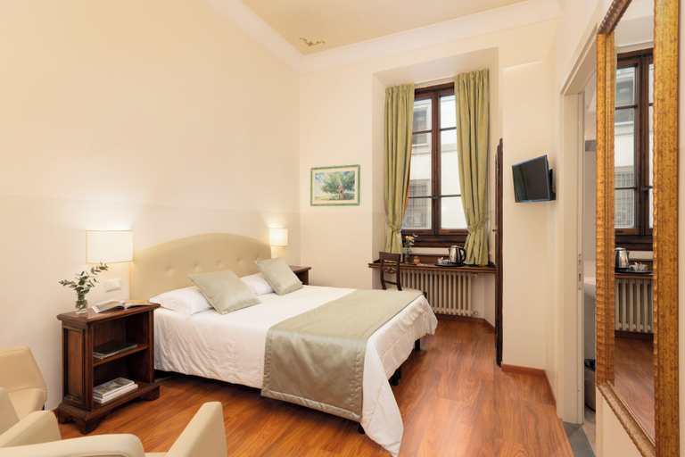 Bedroom 4, Hotel Cimabue, Florence
