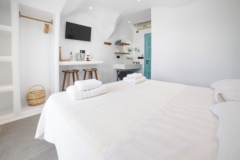 Bedroom 3, Cave Suites, South Aegean