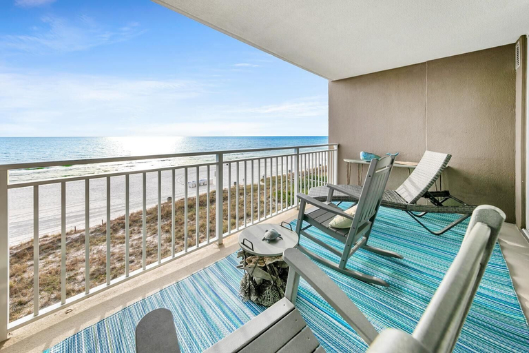 Others 5, Emerald Beach 431, Bay