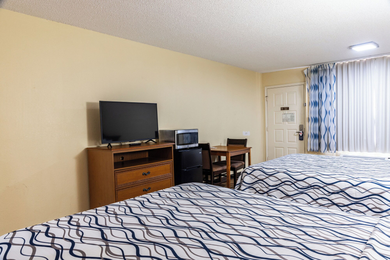 Bedroom 4, Boerne Inn and Suites, Kendall