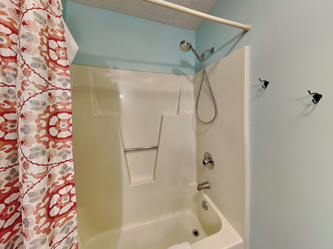 Bathroom, Fawn View Cabin by Taylor Made Deep Creek, Garrett