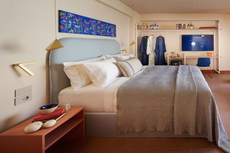 Bedroom 4, Loom Athens, Attica