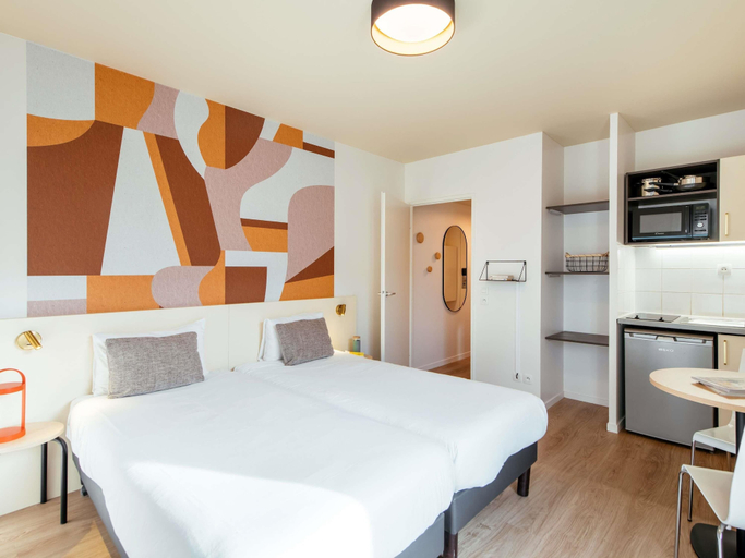 Bedroom 4, Aparthotel Adagio Access Paris Asnières, Hauts-de-Seine