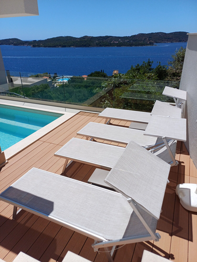 Sport & Beauty 5, Apartmani D & J, Pojezerje