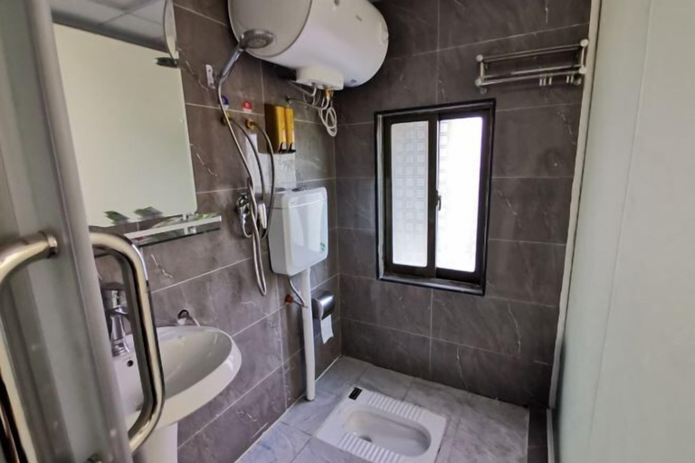 Bathroom 3, Shanshui Sixiu Farmhouse, Chenzhou