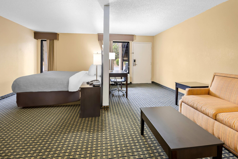 Bedroom 3, Quality Inn Perry - National Fairgrounds Area, Houston