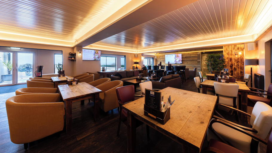 Food & Drinks 5, Springfield Hotel & Health Club, Flintshire