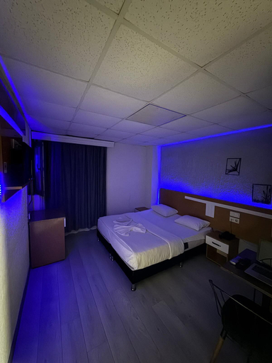 Bedroom 5, Avcilar Inci Hotel, Avcılar