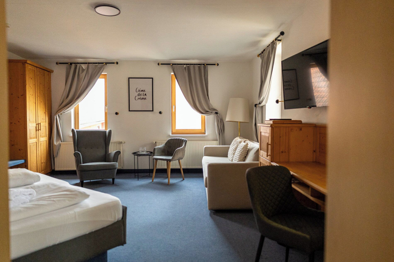 Bedroom 3, Gasthof zum goldenen Schiff, Kitzingen