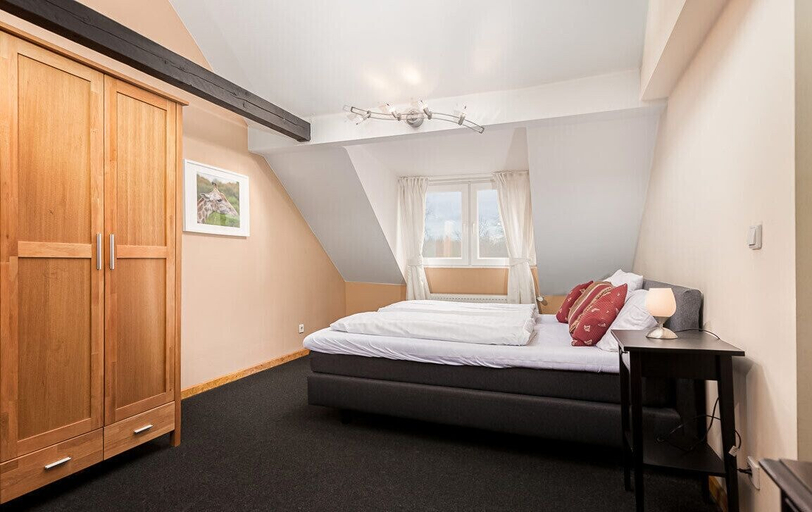 Bedroom 4, Hotel Rutherbach, Essen