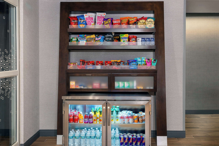 Food & Drinks 4, Hampton Inn Petersburg-Southpark Mall, Colonial Heights