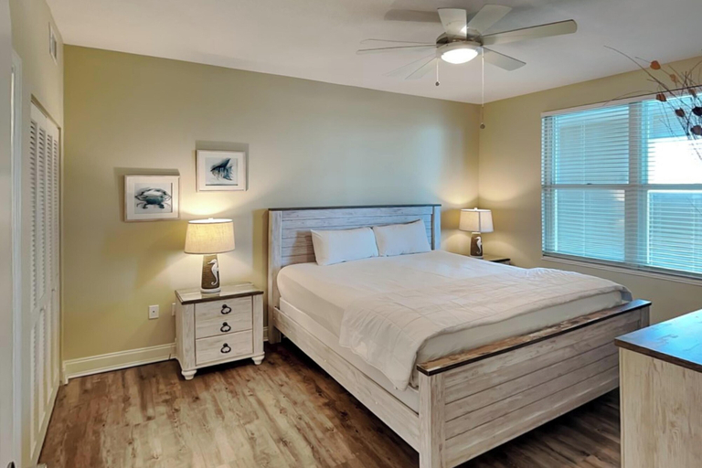Bedroom 4, Aqua #404 by Resort Collection, Bay