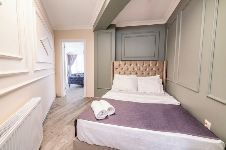 Bedroom 4, The Royal Luxury Hotel, Bakırköy
