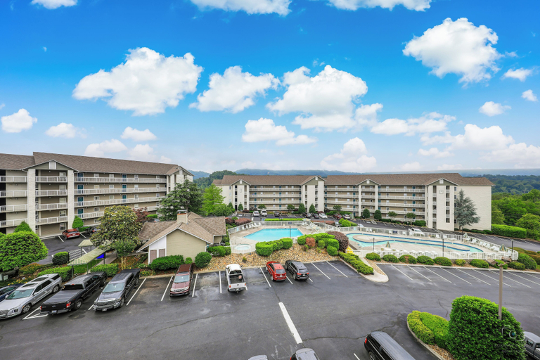 Exterior & Views 2, Whispering Pines by Jackson Mountain Rentals, Sevier