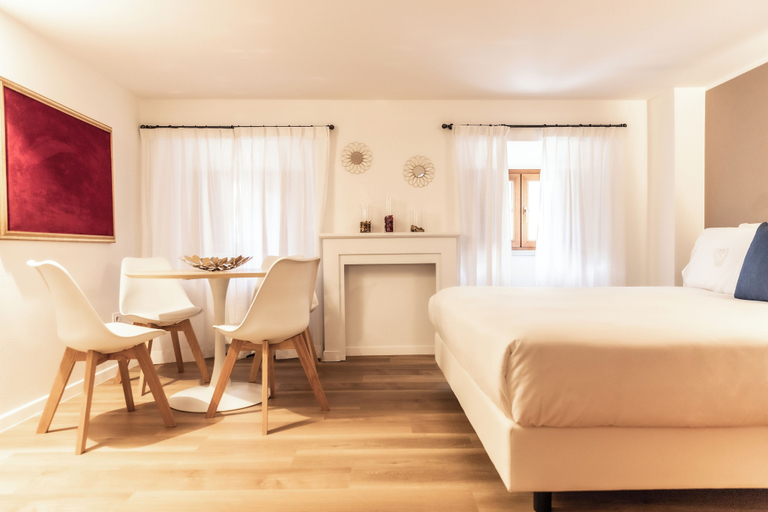 Bedroom 2, Hotel Vis a Vis, Trieste