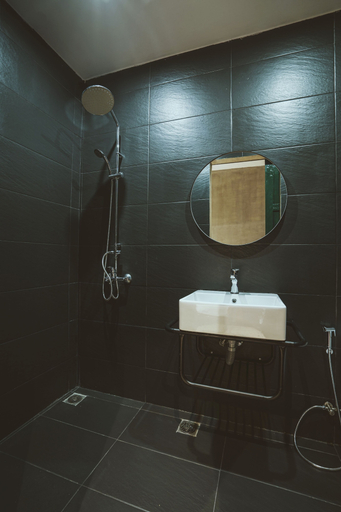 Bathroom 4, La Maison Des Delices, Da Nang