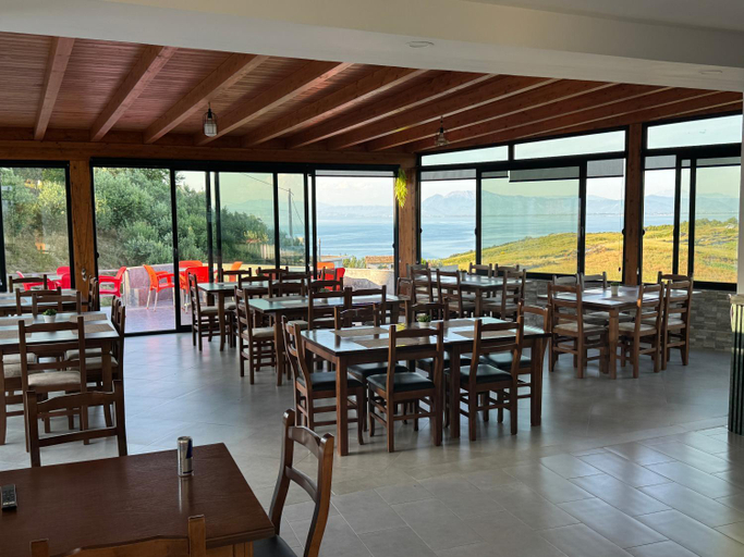 Food & Drinks 4, Restorant Hotel Niku, Durrësit