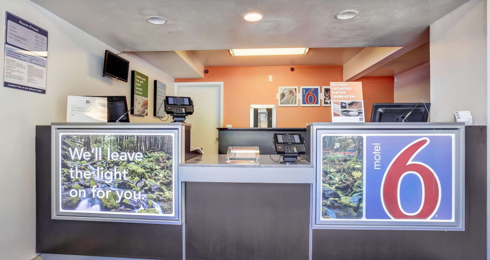 Others 5, Motel 6 Medford, OR, Jackson