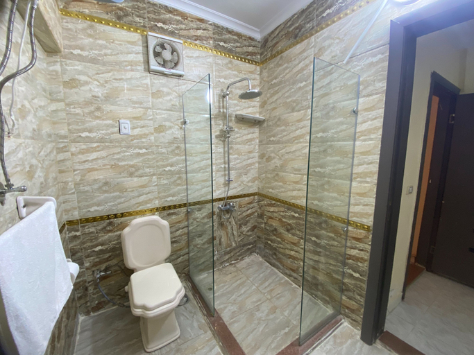 Bathroom 5, Pyramita Hotel, Unorganized in Al Jizah
