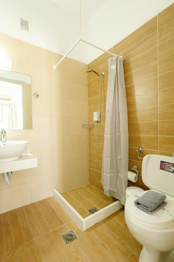Bathroom 4, Elmi Suites, Crete