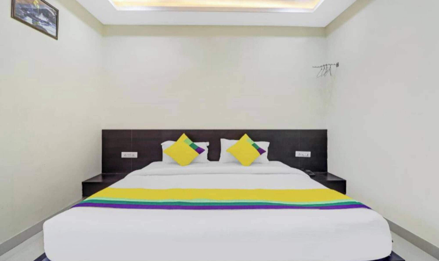 Bedroom 3, Hotel Ravi Residency, Bharatpur
