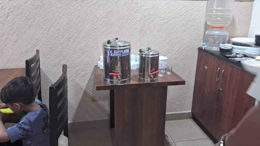 Food & Drinks 5, The Mount City, Chennai