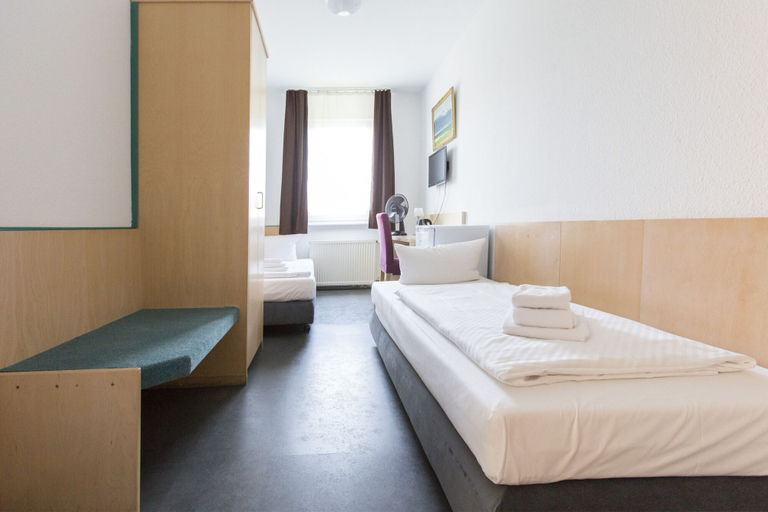 Bedroom 3, Pension Odin, Berlin