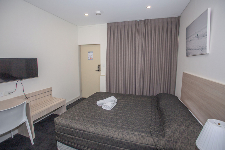 Bedroom 3, Westside Motor Inn, Sydney