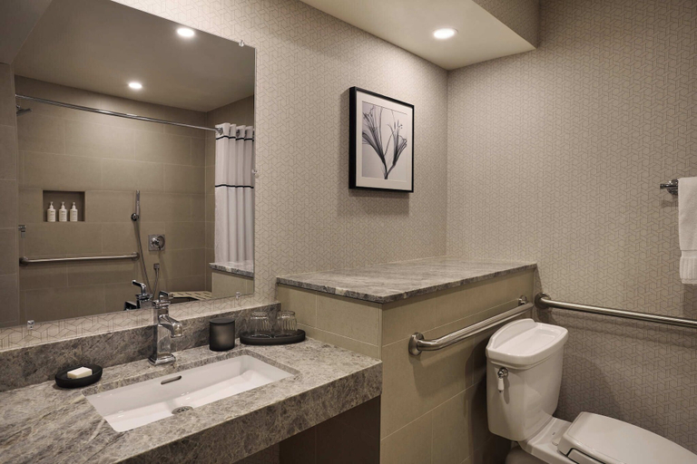 Bathroom 5, Lafayette Park Hotel & Spa, Contra Costa