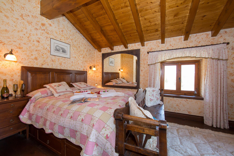Bedroom 3, Villa Victoria, Como