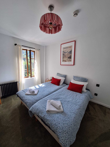 Bedroom 3, Au Bon Accueil, Isère