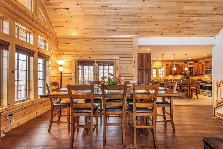 Food & Drinks 4, Rockledge Manor by Taylor Made Deep Creek, Garrett