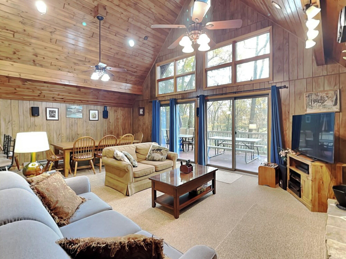 Others 4, Mountain House by Taylor Made Deep Creek, Garrett