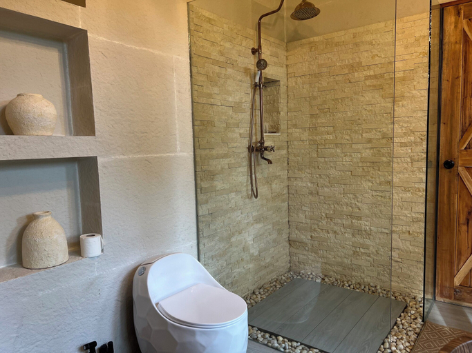 Bathroom 4, Glamping at Karuna El Nido, El Nido