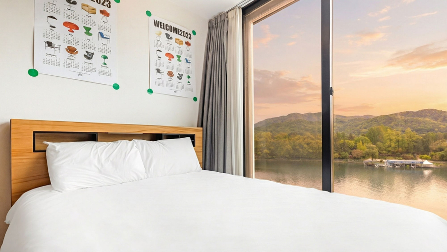 Bedroom 2, Gapyeong Rondavill Pension, Gapyeong