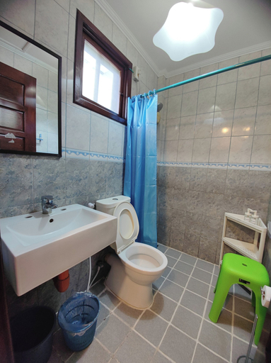 Bathroom 4, Ferellee Beachfront Inn, San Vicente